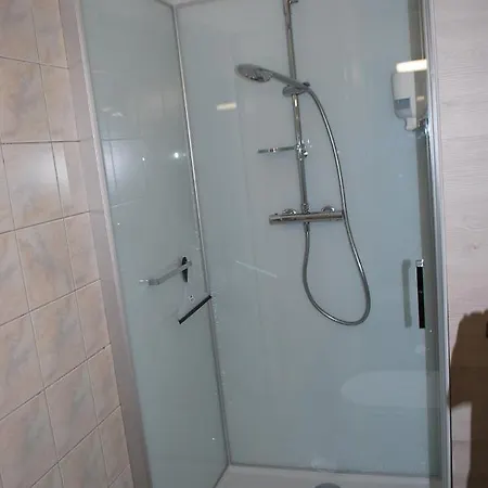 Des Voyageurs Hotell 2*