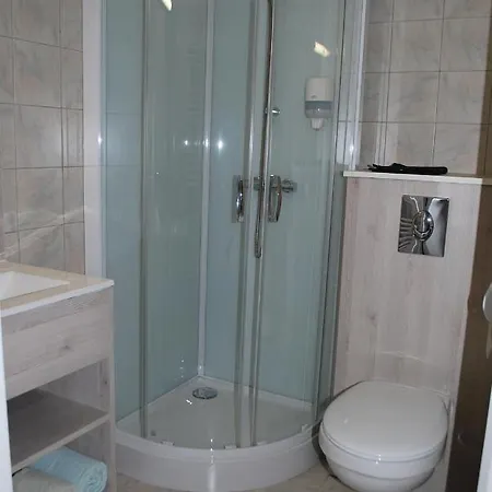 Des Voyageurs 2* Bellevue-la-Montagne